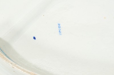Lot 84 - Impressive early 19th century Spode blue and white 'well and tree' platter printed with the Indian Sporting scene 'Shooting a Leopard', impressed and printed 'Spode' marks, 53cm wide