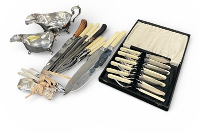 Lot 5150 - Set of fish cutlery in a fitted case and other silver plated cutlery.