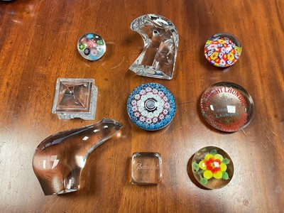 Lot 5111 - Group of paperweights, including Baccarat, Sevres, St. Louis, etc (9)