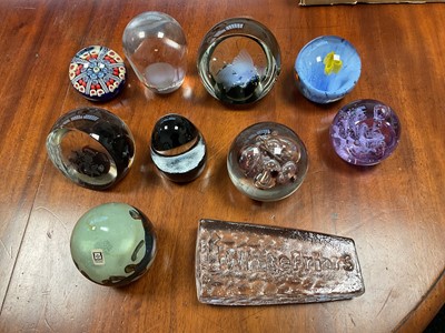 Lot 5113 - Collection of paperweights, including Caithness, Wedgwood, Langham, Whitefriars, Mdina, etc (10)