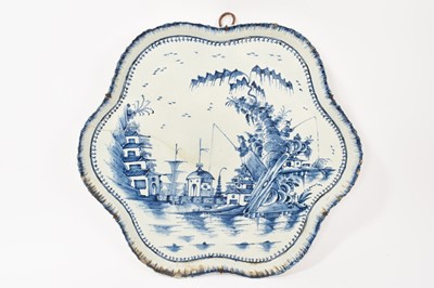 Lot 152 - Late 18th century pearlware shaped tray with blue and white ornament