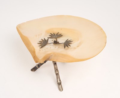 Lot 330 - Chinese mother of pearl and silver dish