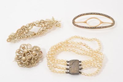 Lot 425 - Antique pearl jewellery