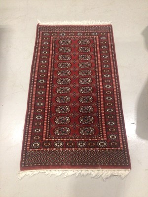 Lot 5381 - Pakistan rug measuring approximately 145cm x 80cm