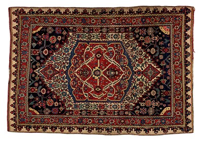 Lot 1476 - Good antique Heriz rug