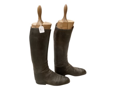 Lot 924 - Pair of good quality gentleman's black leather hunting boots with wooden trees, London maker, believed size 11.