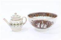 Lot 42 - Late 18th century small pearlware teapot and...