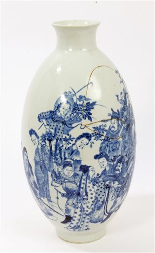 Lot 43 - 19th century Chinese blue and white ovoid vase...