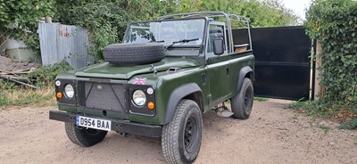Lot 203 - 1986 Land Rover 90 2494cc diesel, manual, reg. no. D954 BAA