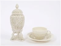 Lot 64 - Victorian, possibly Worcester porcelain vase...