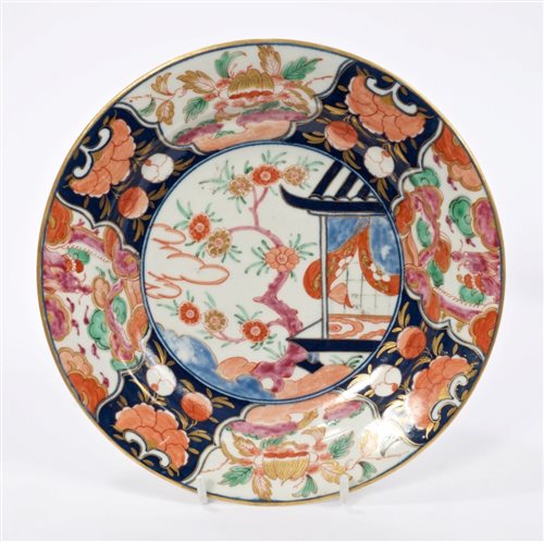 Lot 97 - 18th century Worcester Pagoda pattern plate...