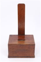 Lot 1429 - 19th century mahogany plate stand or charger...