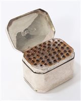 Lot 385 - George III Silverer nutmeg grater of octagonal...