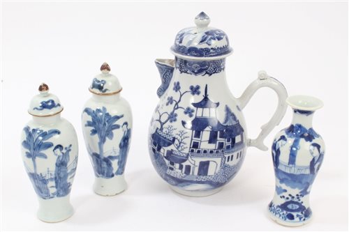 Lot 144 - 18th century Chinese export blue and white...