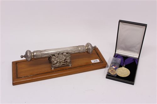 Lot 579 - Rare group of diplomatic gifts given to the...