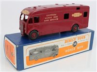 Lot 728 - Dinky Horse Box no. 581, boxed