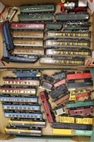 Lot 791 - Railway - 00 gauge selection of unboxed...