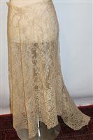 Lot 1058 - Antique and later lace handmade and machine...