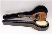 Lot 1656 - Early 20th century five-string zither banjo...