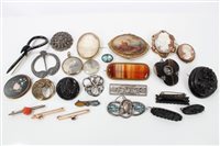 Lot 1297 - Collection of antique and later brooches - to...