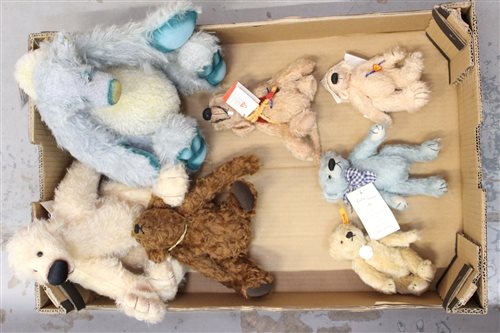 Lot 2855 - Seven teddy bears - to include Steiff and six...