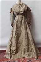 Lot 3066 - Ladies' silk Victorian dress with full skirt...