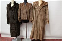 Lot 3091 - Ladies' 1960s brown mink fur coat, 1950s...