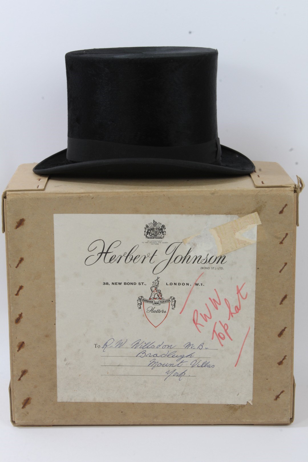 Lot 3093 Gentlemen's 'Extra Quality' black top hat