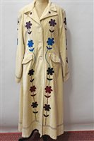 Lot 3122 - Ladies' 1960s / 1970s unusual vintage cream...