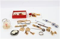 Lot 3332 - Pair 9ct gold cufflinks, pairs of cufflinks...