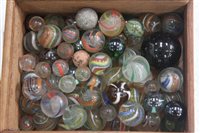 Lot 3501 - Selection of vintage and other marbles