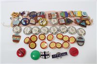 Lot 3618 - Collection of vintage Butlins badges (qty)