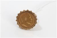 Lot 3273 - Edward VII gold Half Sovereign ring. Size Q½