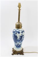 Lot 837 - 18th / 19th century Chinese blue and white...