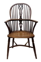 Lot 1325 - Good early 19th century yew and elm Windsor...