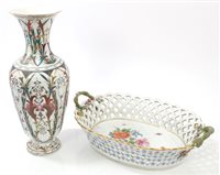 Lot 176 - 19th century Meissen outside-decorated fruit...