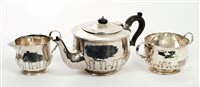 Lot 206 - Fine quality George V silver three piece tea...