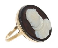 Lot 407 - Antique carved hardstone cameo, believed to...