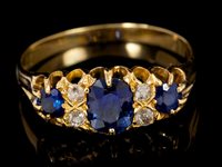 Lot 449 - Late Victorian sapphire and diamond ring with...