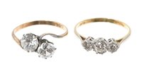 Lot 551 - Diamond three stone ring with three old cut...