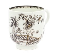 Lot 76 - 18th century Lowestoft coffee cup, circa 1785,...