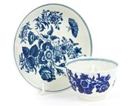 Lot 82 - 18th century Worcester blue and white Three...