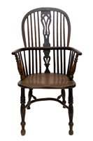 Lot 1337 - Good 19th century yew and elm Windsor chair...