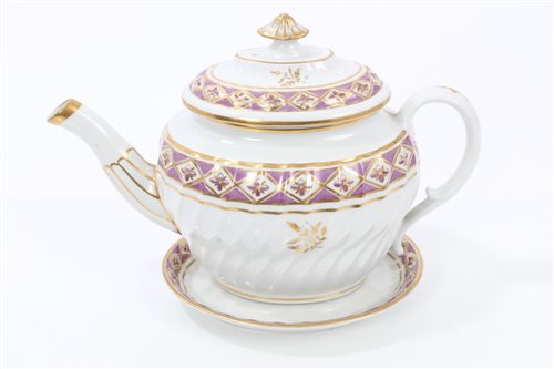 Lot 171 - Early 19th century Coalport oval teapot and...