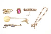 Lot 531 - Group of jewellery - to include an Edwardian...