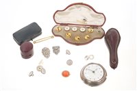 Lot 580 - Group of jewellery and bijouterie - to include...