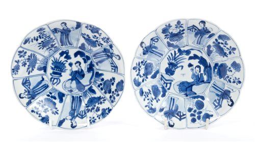 Lot 21 - Pair late 17th century Chinese Kangxi blue and...