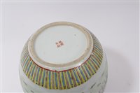 Lot 142 - Early 20th century Chinese export porcelain...