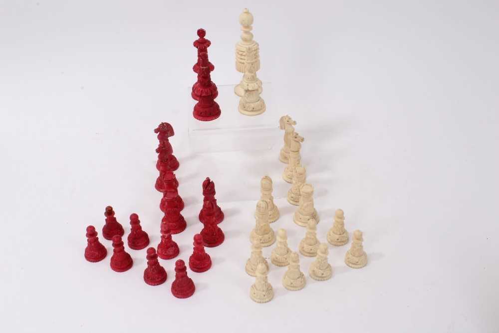 Lot 604 - 19th century Anglo-Indian carved and stained bone chess set