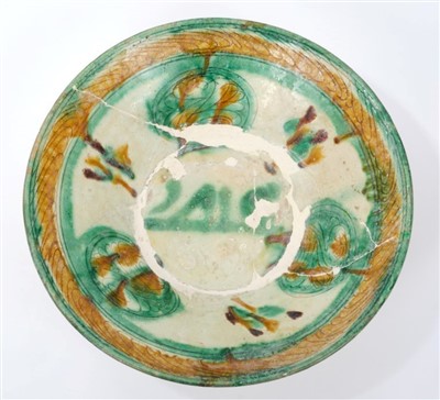 Lot 115 - Rare 11th / 12th century Nishapur pottery bowl